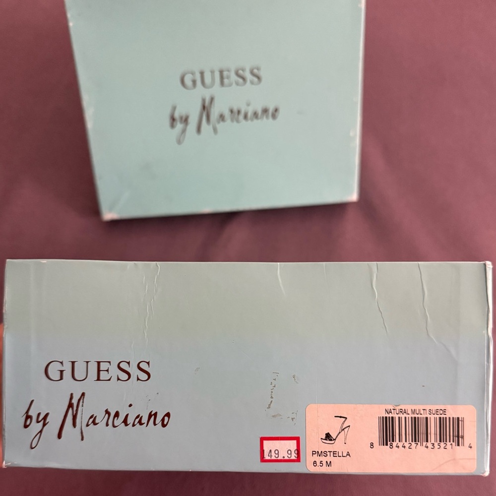 Beautiful Guess by Marciano Gold Stella High Heels. Size 6.5 - Picture 6 of 8
